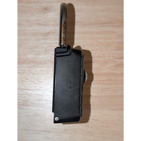 Vault Locks 3200 Portable Combination Padlock Key Lock Box 2" Shackle D592934 - Picture 3 of 6